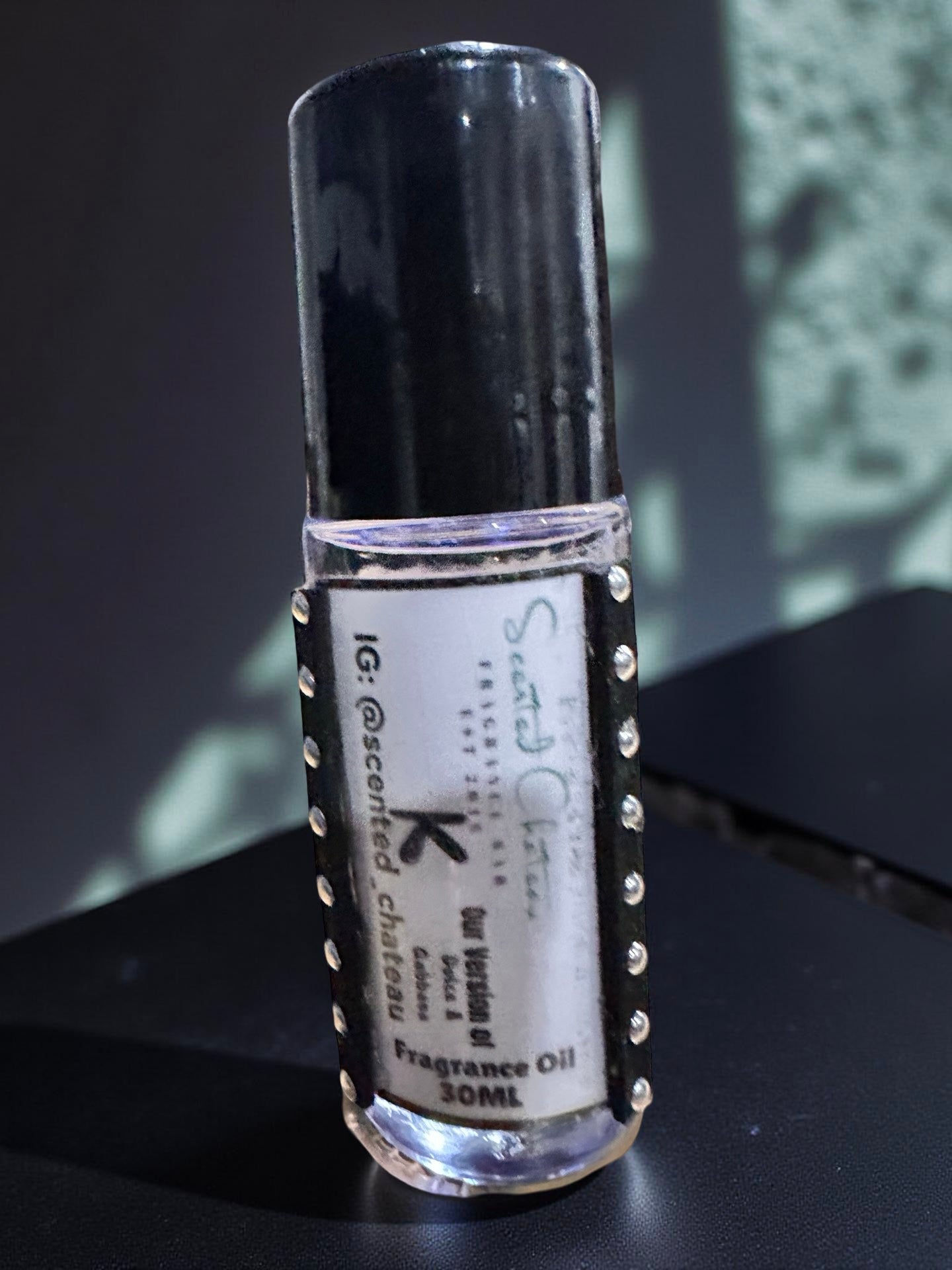 K (Dolce & Gabbana Type) – Woody Spicy Men’s Body Oil | Scented Chateau Fragrance Bar