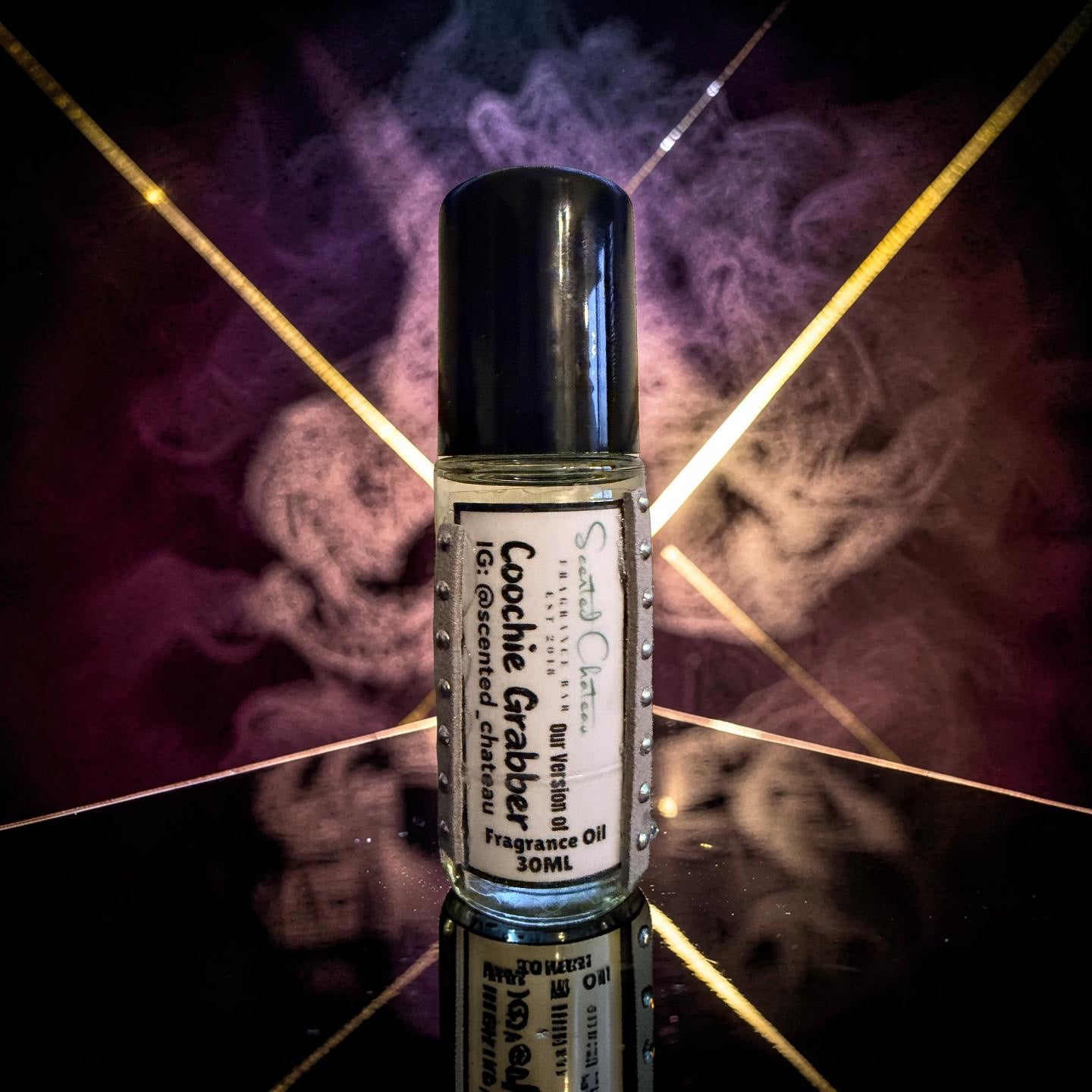 Coochie Grabber – Seductive Unisex Body Oil | Sweet Strawberry, Jasmine & Praline | Scented Chateau Fragrance Bar