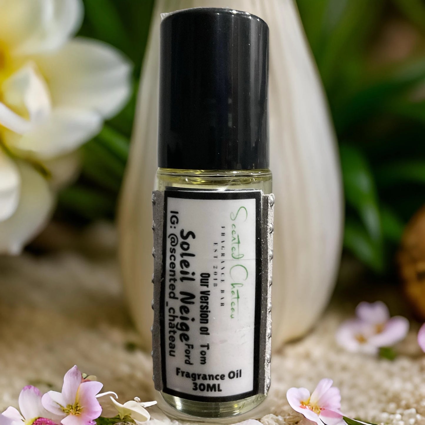 Soleil Neige (Tom Ford Type) – Radiant Amber Floral Unisex Body Oil | Scented Chateau Fragrance Bar