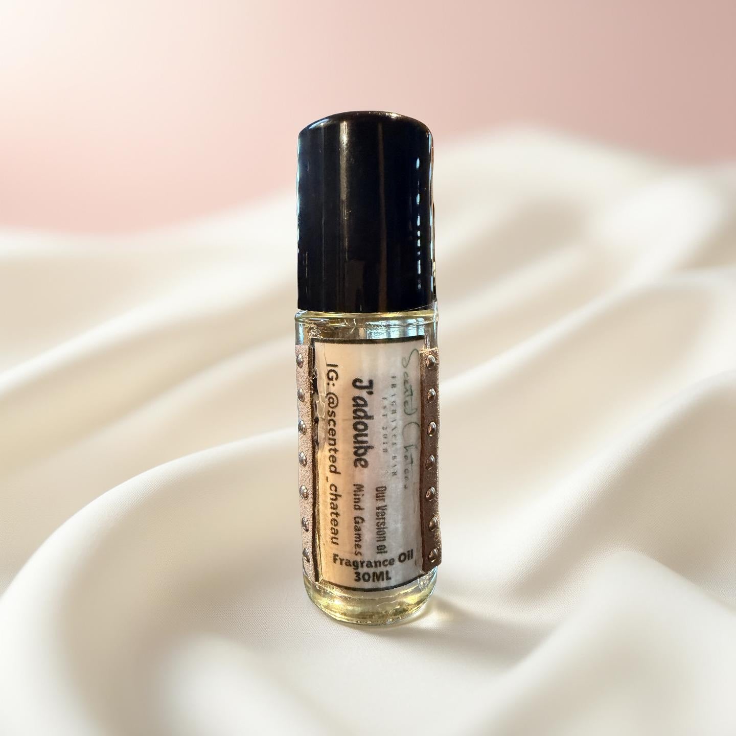 J’adoube (Mind Games Type) – Sophisticated Amber Woody Fragrance Oil | Unisex