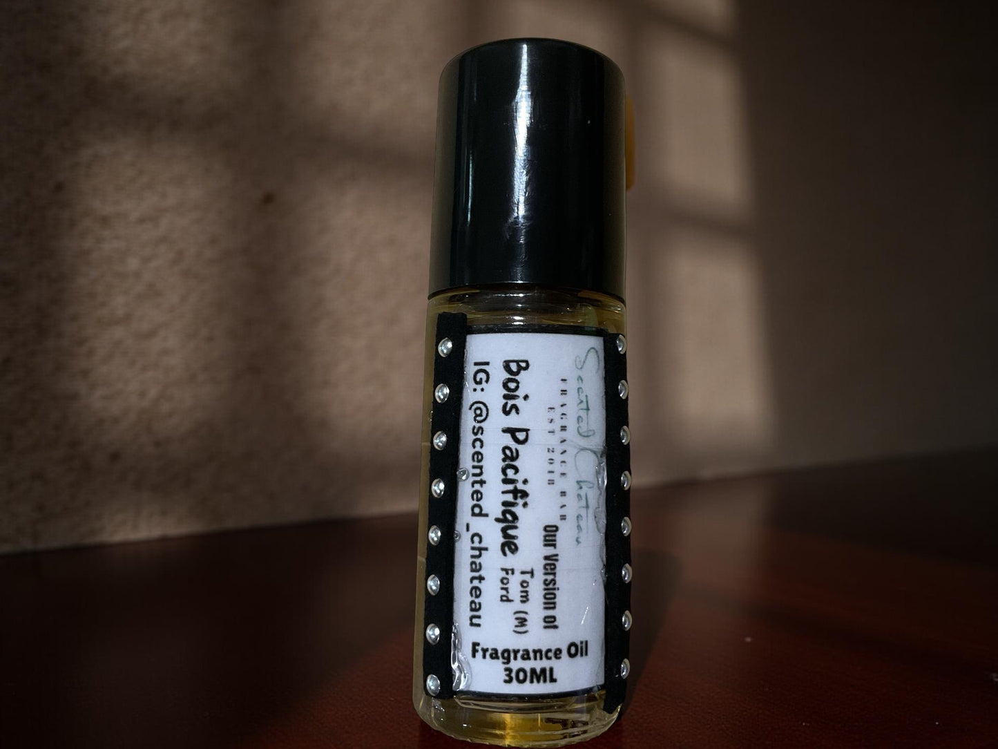 Bois Pacifique (Tom Ford Type) – Warm Woody Aromatic Men’s Body Oil | Scented Chateau Fragrance Bar