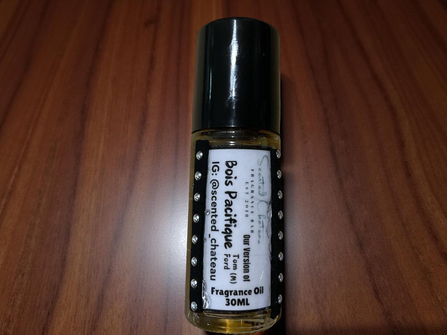 Bois Pacifique (Tom Ford Type) – Warm Woody Aromatic Men’s Body Oil | Scented Chateau Fragrance Bar